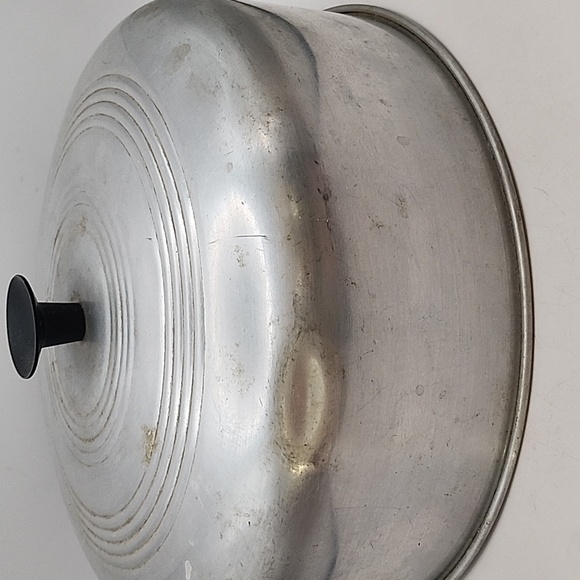 Vintage 1950s Aluminum Dome Lid for Cakes and Pies 10" - Picture 6 of 10